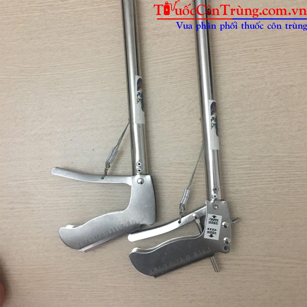 Gậy bắt rắn giúp bạn bắt rắn nhanh chóng và an toàn